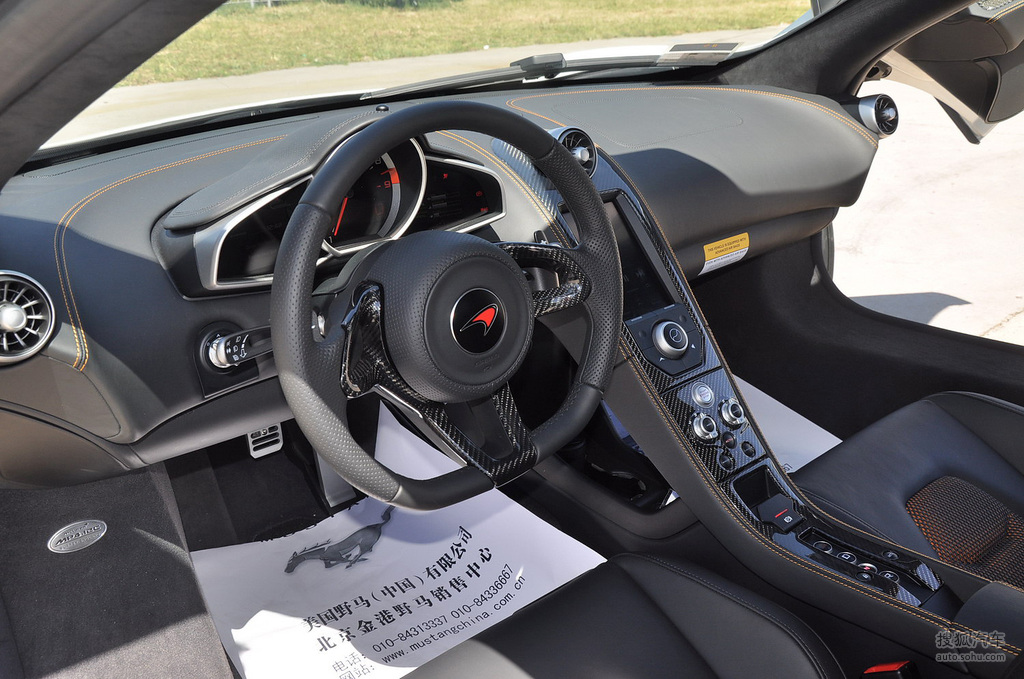 【 迈凯伦12c高清图片】_深色内饰_内饰_搜狐汽车网