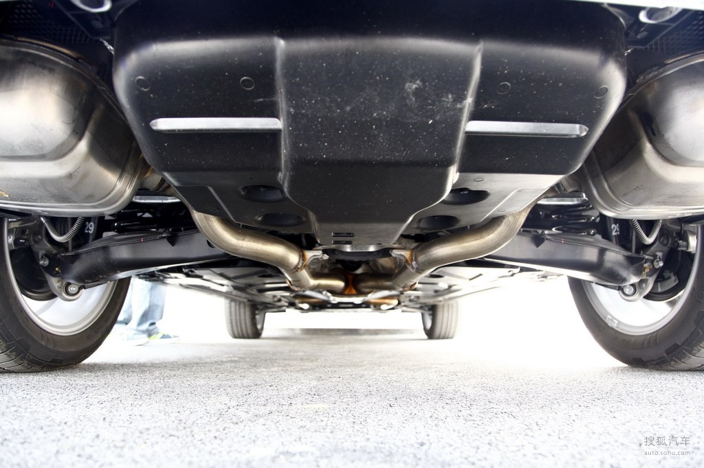 【 奔驰glk级高清图片】_2013款 glk300 4matic 豪华型_底盘发动机