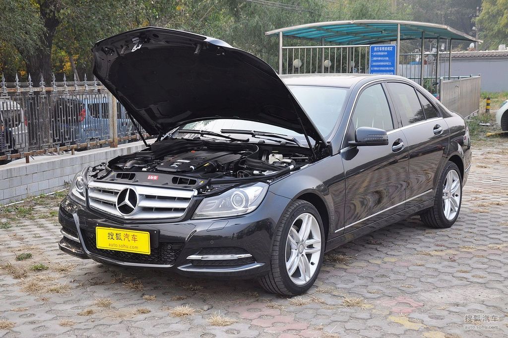 2013款奔驰c260时尚型到店实拍