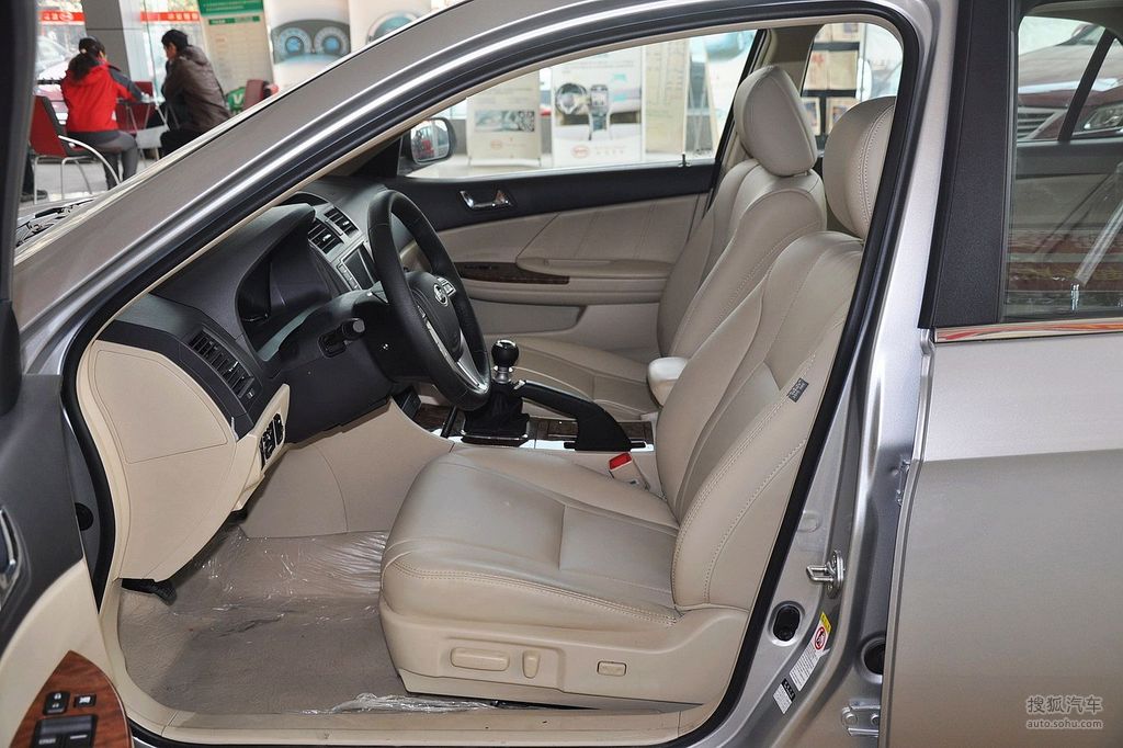 【 比亚迪g6高清图片】_浅色内饰_内饰_搜狐汽车网