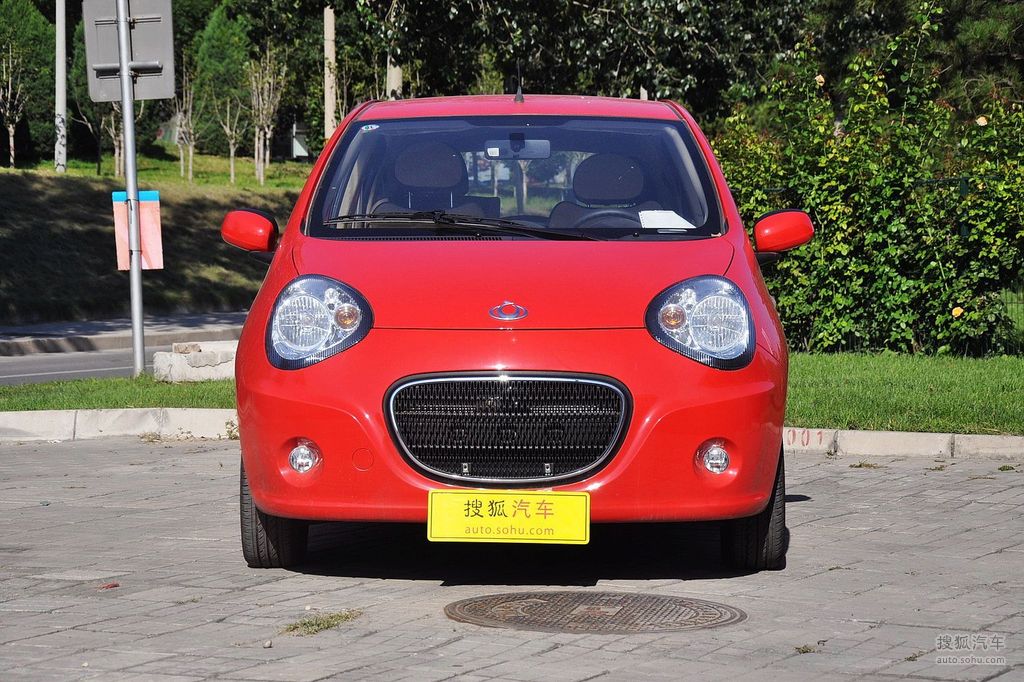 2011款吉利全球鹰熊猫10l手动标准型到店实拍
