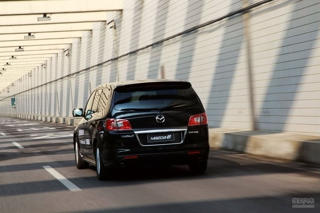 马自达mazda8