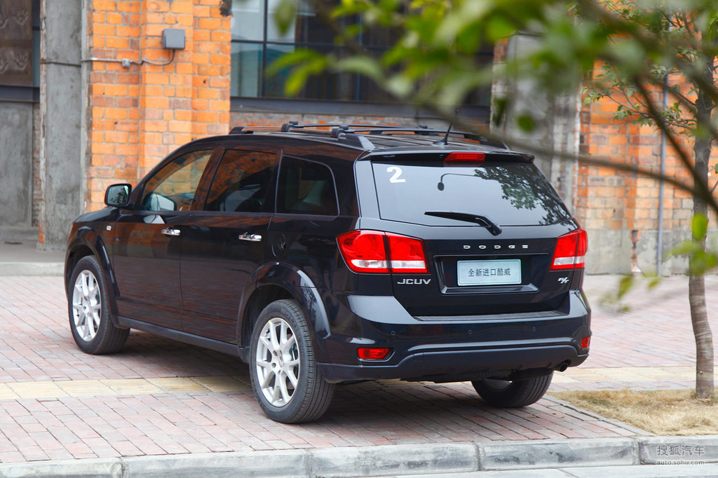 【 道奇酷威高清图片】_2013款 2.4l 两驱尊尚版_外观_搜狐汽车网