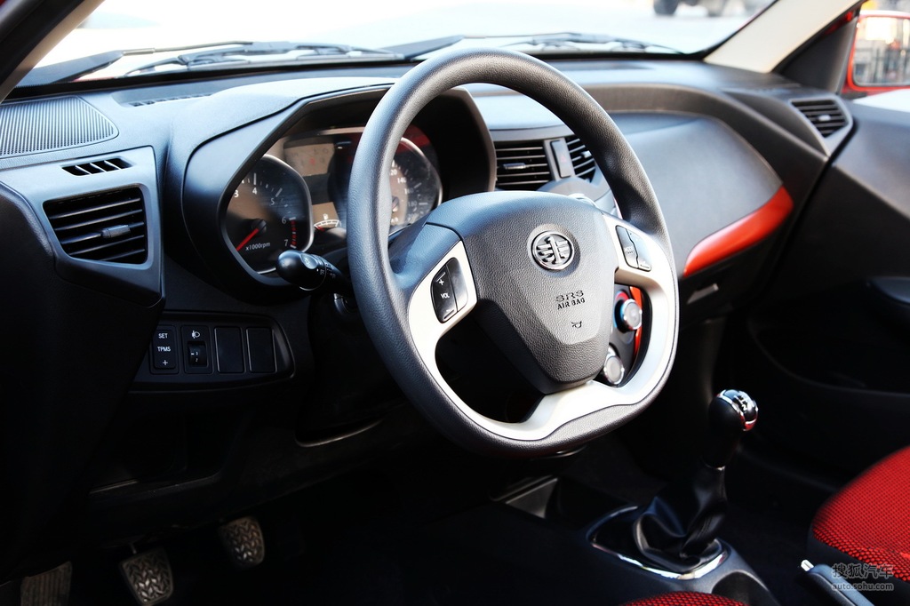 【 一汽夏利n7高清图片】_内饰_搜狐汽车网