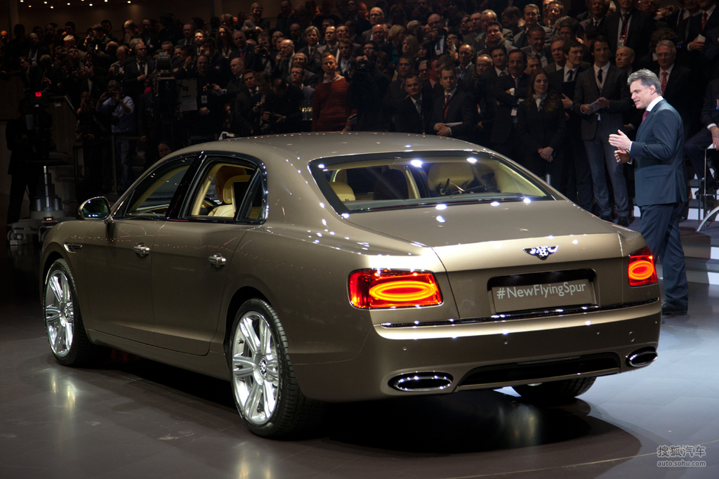 2014款宾利欧陆飞驰日内瓦车展实拍