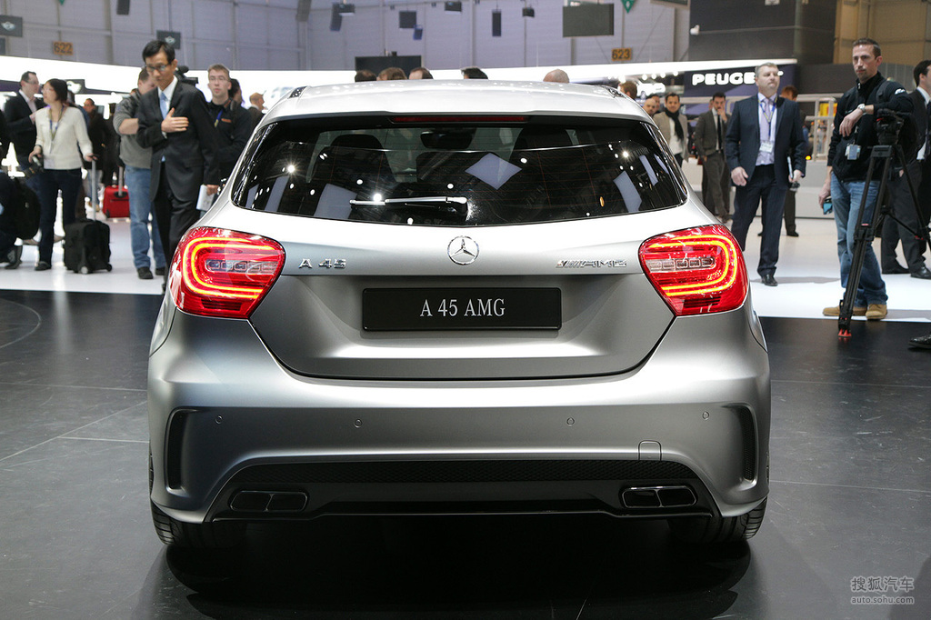 奔馳a45 amg