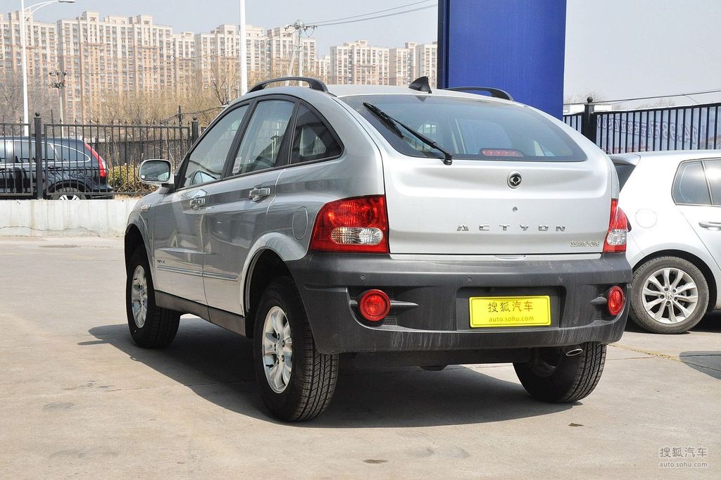 【 双龙爱腾高清图片】_2011款 2.