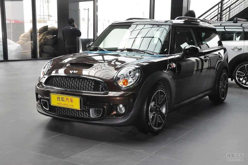 2013款mini clubman cooper s excitement 提示:支持键盘翻页 ←左右