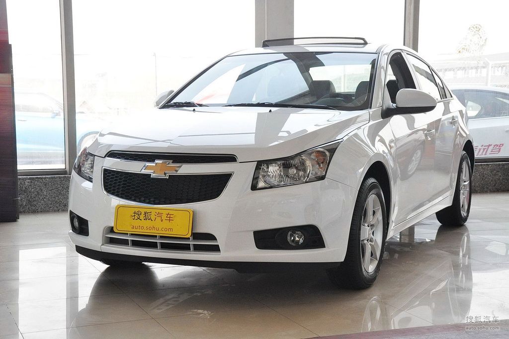 2013款雪佛兰科鲁兹1.6l se手动型