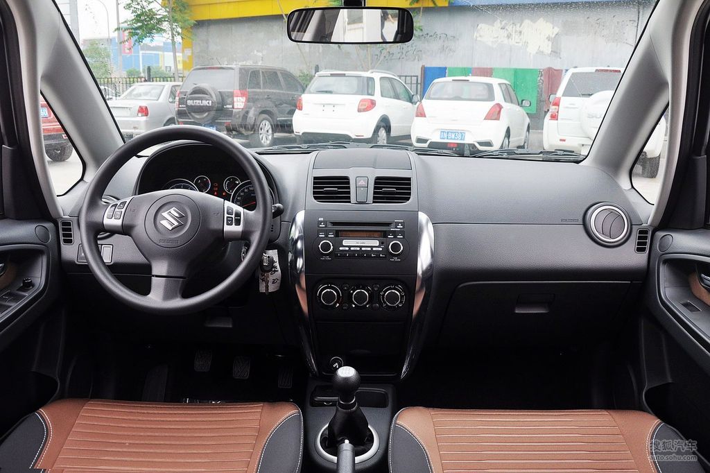 【 铃木天语sx4高清图片】_双色内饰_内饰_搜狐汽车网