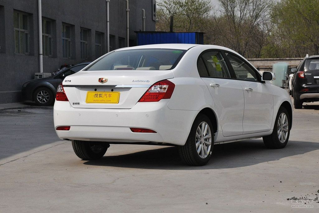 【 吉利经典版帝豪高清图片】_2013款帝豪ec718手动精英型到店实拍