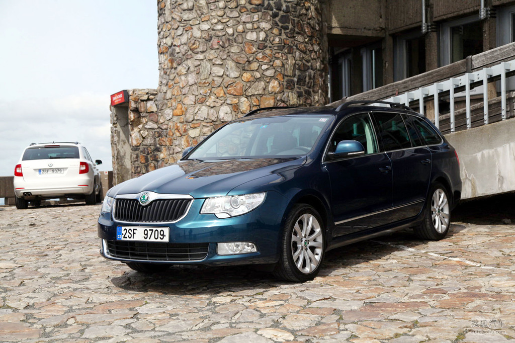 2013款斯柯达superb旅行车海外体验     提示:支持键盘翻页 &larr;左