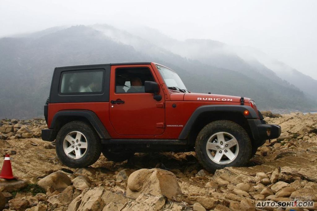 jeep牧马人两门版