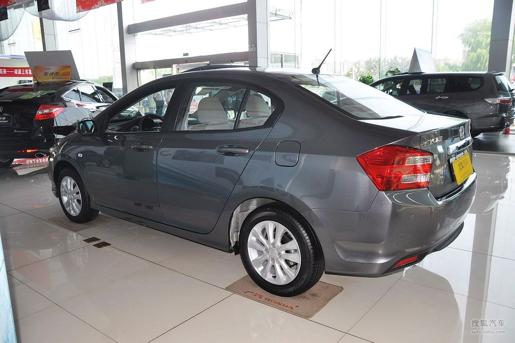 【 本田锋范高清图片】_暴风银_外观_搜狐汽车网