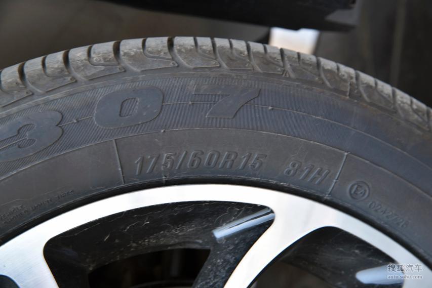 2017款长安奔奔ev180公里标准型轮胎型号提示支持键盘翻页左右