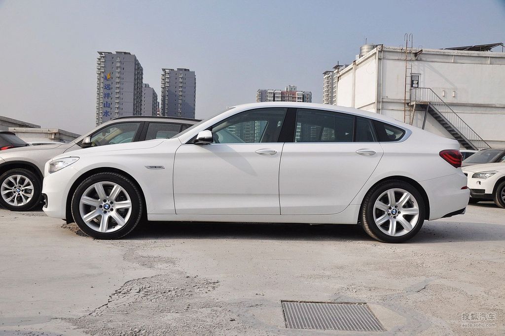 【 宝马5系gt高清图片】_2014款 535i xdrive_雪山白_外观_搜狐汽车网