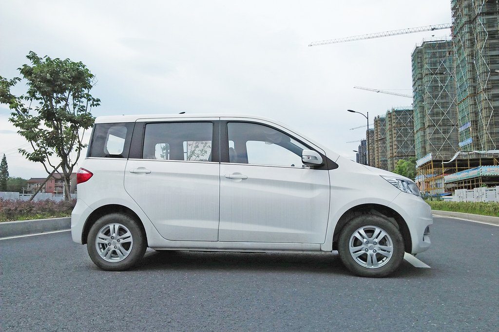 长安欧尚欧力威ev