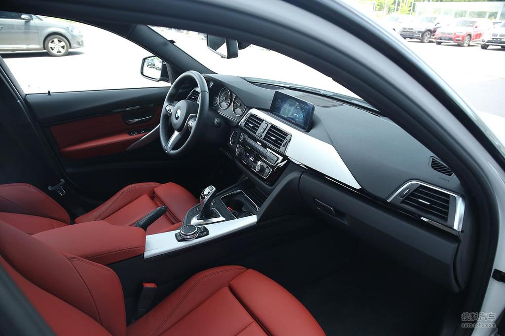 【 宝马3系高清图片】_2017款 320i m运动型_珊瑚红真皮内饰_内饰