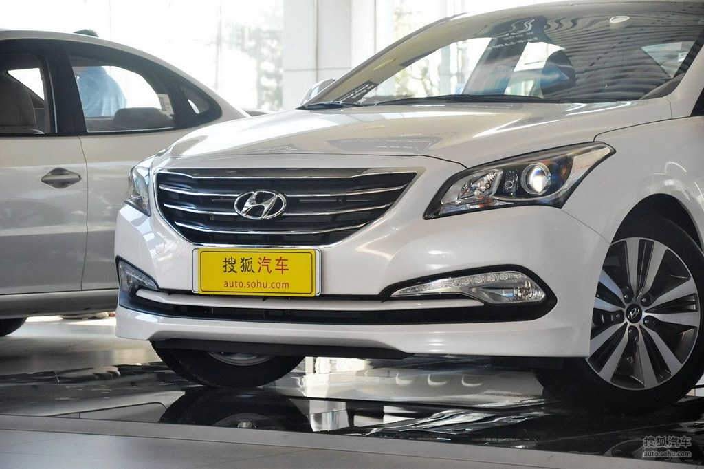 2014款北京现代名图1.8l自动