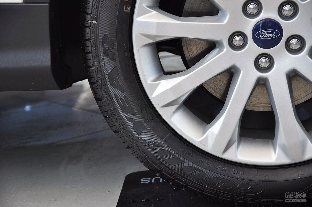 【 福特翼虎高清图片】_珍珠白_外观_搜狐汽车网