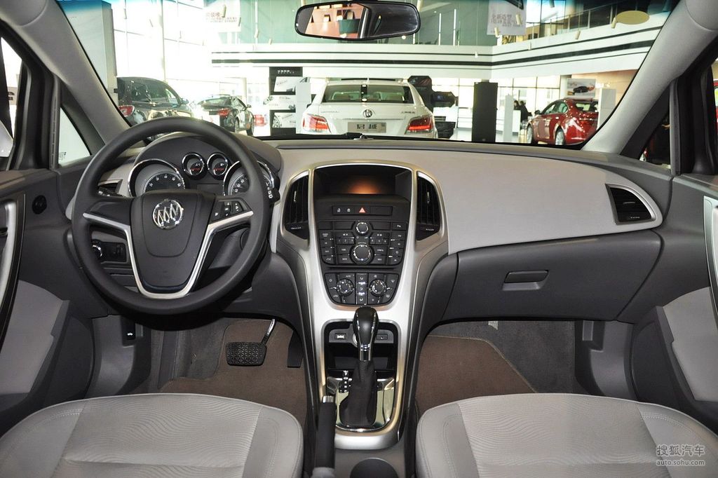 【 别克英朗xt高清图片】_2013款 1.