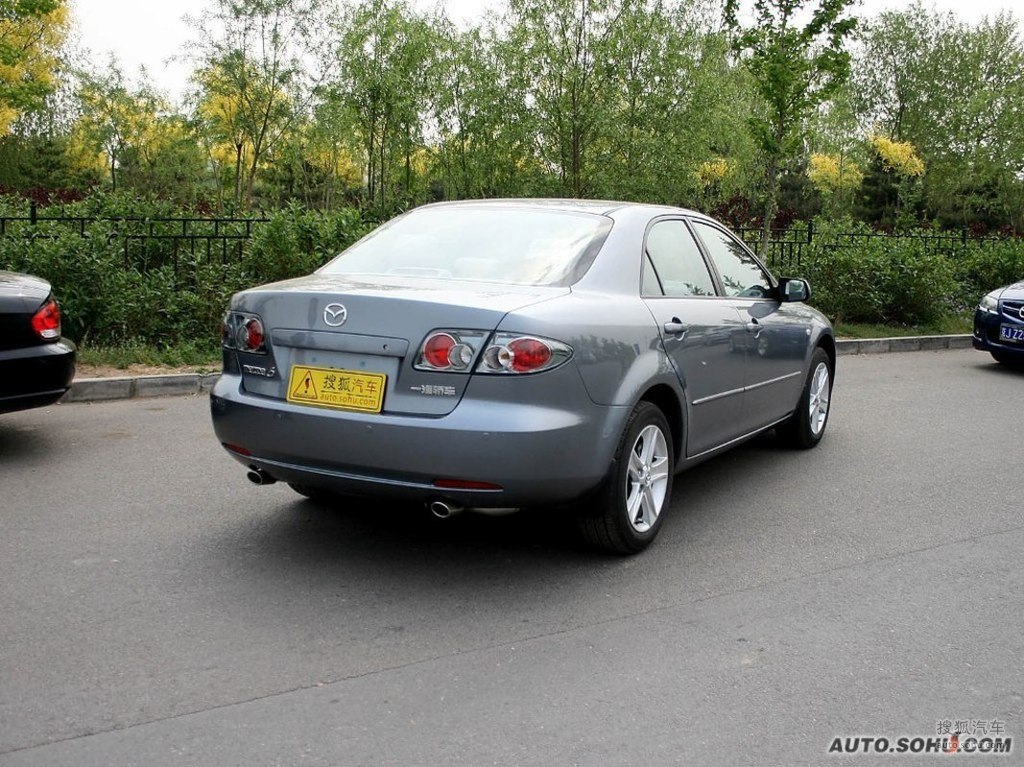 0l 手自一体 超豪华型_云层银_外观_搜狐汽车网