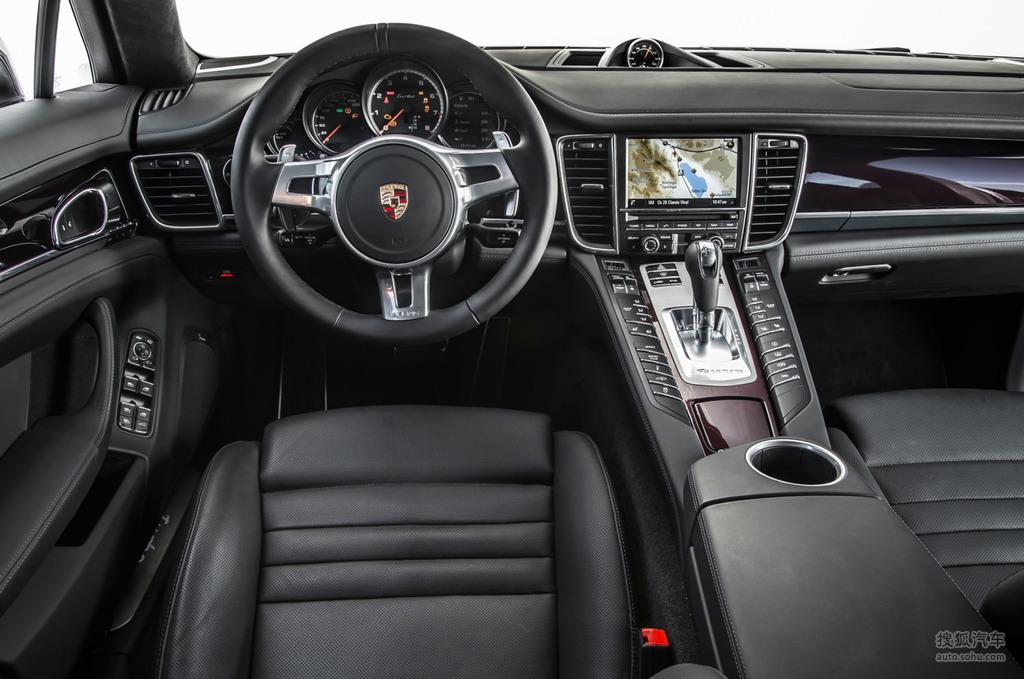 保时捷panamera