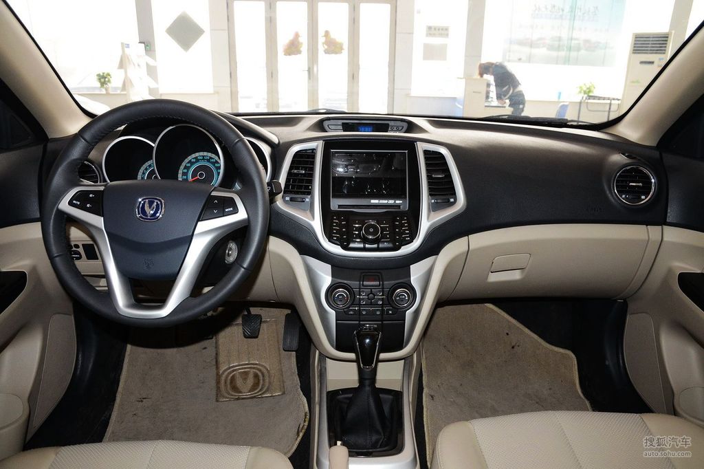 【 长安逸动高清图片】_2014款 1.