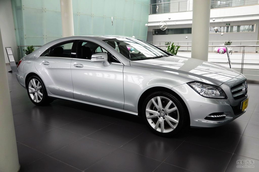 2012款奔驰cls300 cgi v6提示:支持键盘翻页 ←左 右→外观(1426)内饰