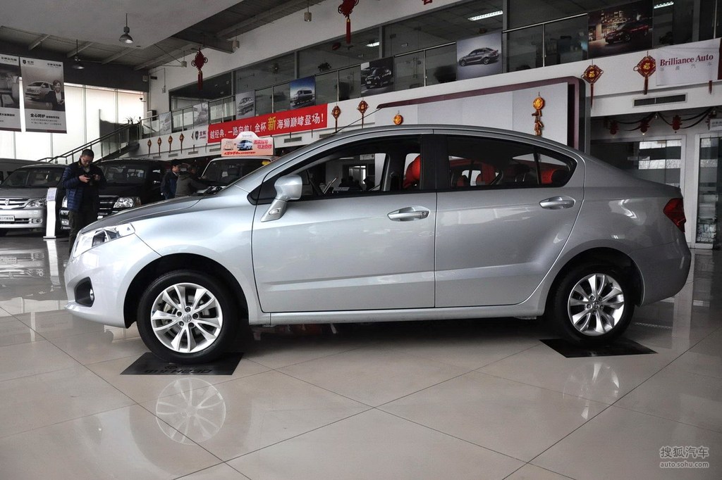 【 中华h230高清图片】_白银灰_外观_搜狐汽车网