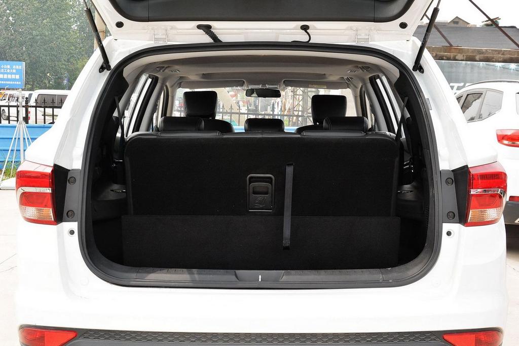 【 力帆x80高清图片】_空间展示_搜狐汽车网