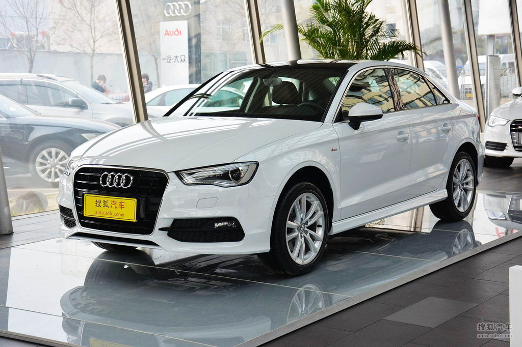 2014款奧迪a3三廂 40 tfsi s line豪華型 - 車前45°提示:支持鍵盤