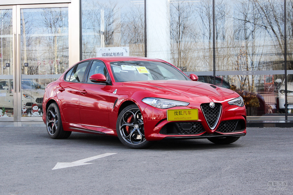 阿尔法罗密欧giulia