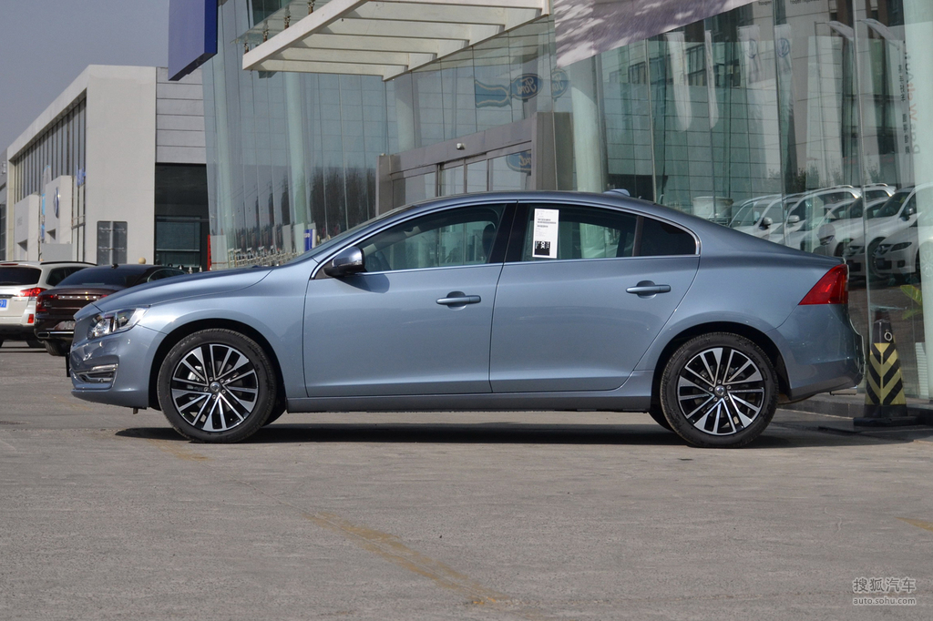 【 沃尔沃s60l高清图片】_2018款 t4 智远进取版_贻贝蓝_外观_搜狐