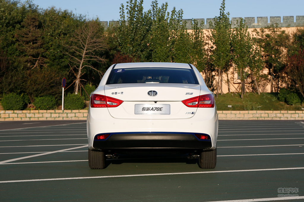 一汽骏派a70e