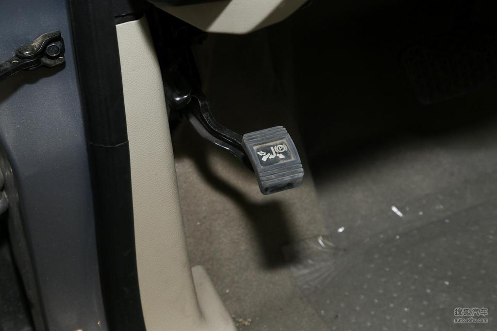 2017款 别克gl8 25s 尊贵型 - 手刹提示:支持键盘翻页 ←左 右