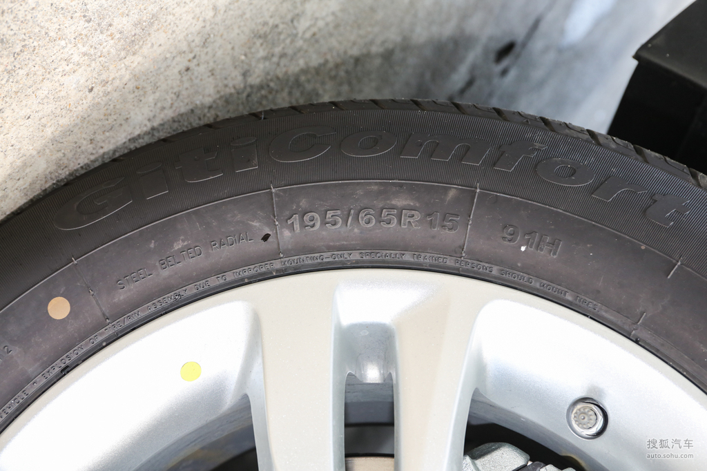 2019款 雪佛兰 科沃兹 325t 双离合欣悦版 - 轮胎型号提示:支持键盘