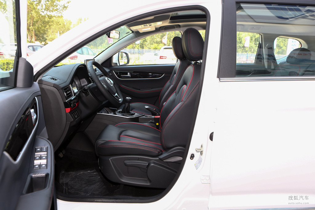 【 东风风行全新景逸x5高清图片】_黑色/红色_内饰_搜狐汽车网