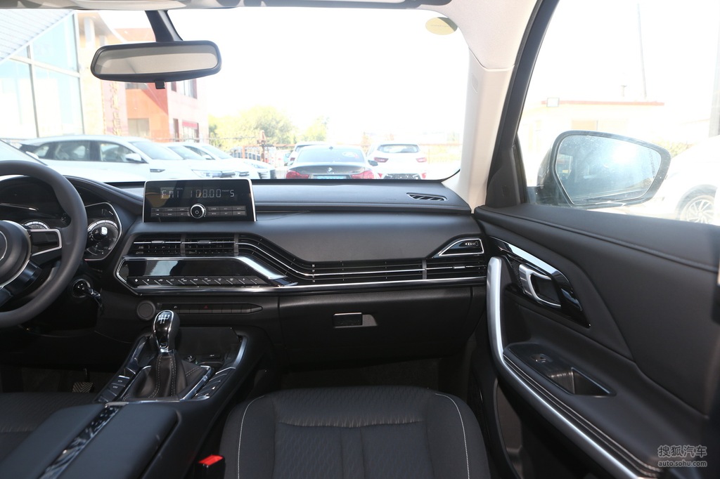 【 众泰t500高清图片】_黑色_内饰_搜狐汽车网