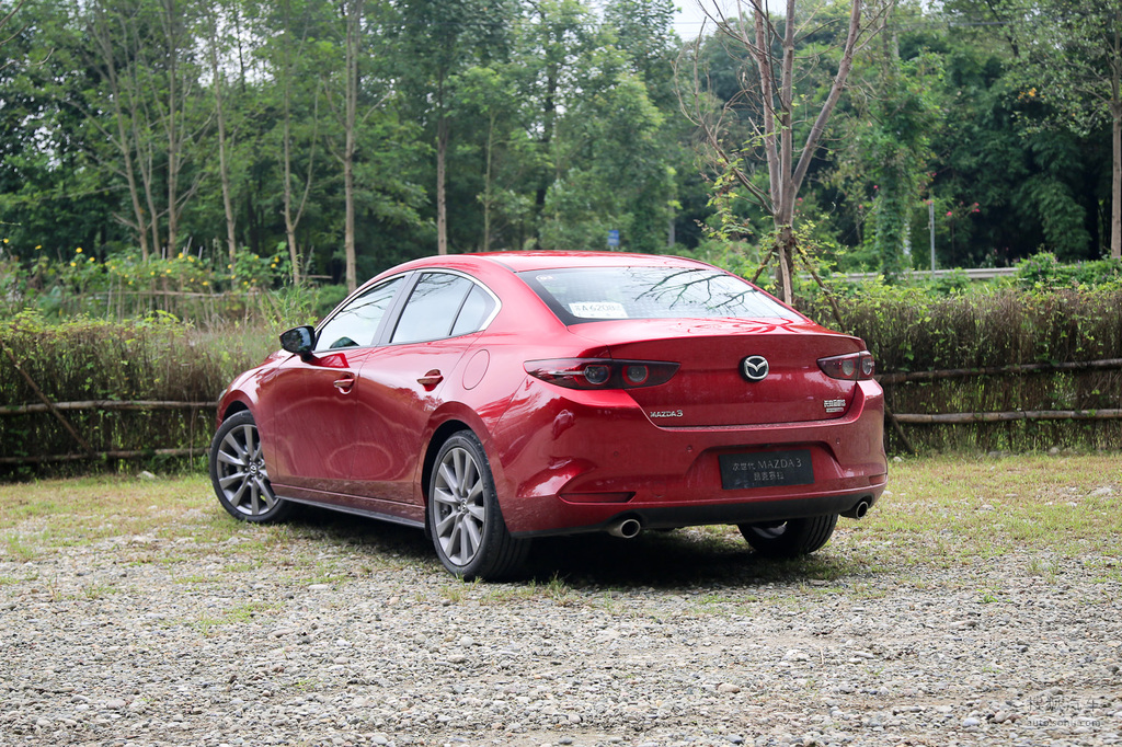 马自达mazda3axela昂克赛拉三厢