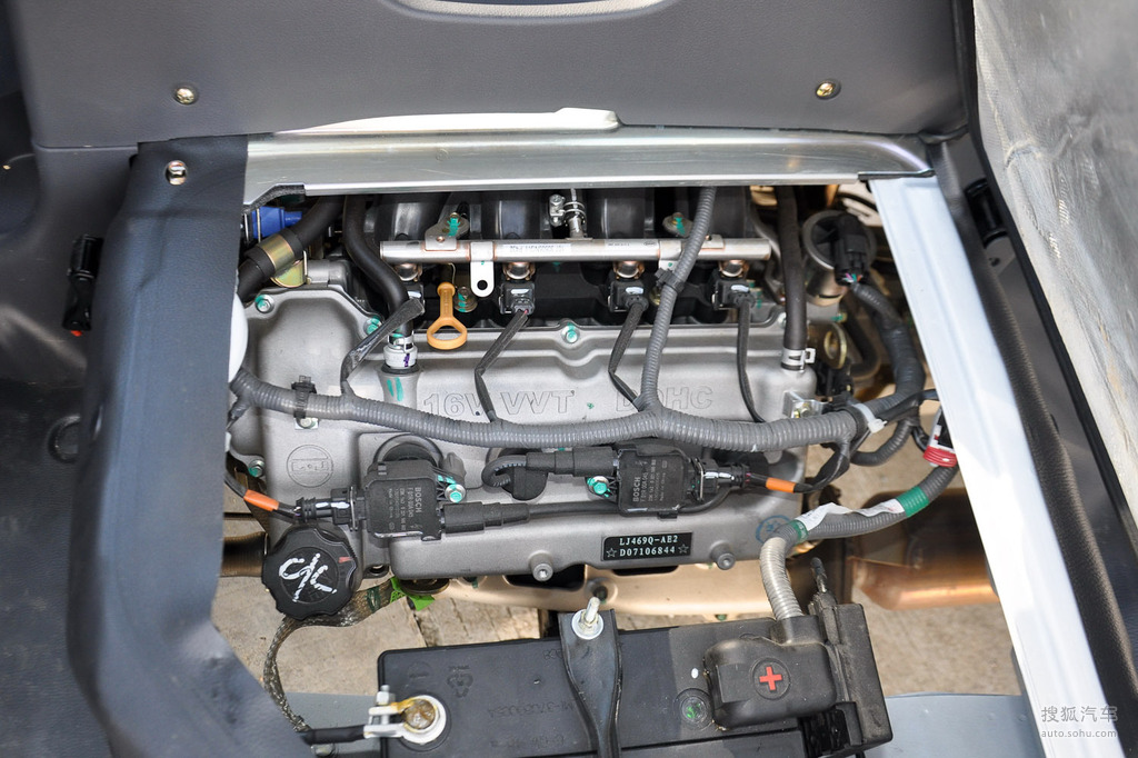 【 福汽启腾启腾m70高清图片】_底盘发动机_搜狐汽车网