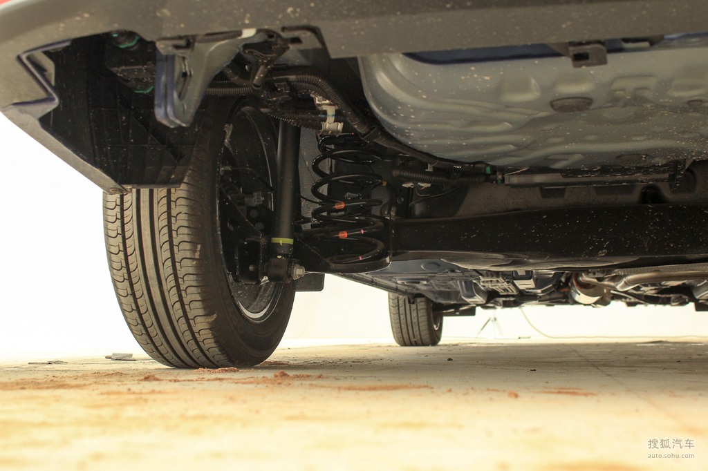 2020款丰田yarisl致享15lcvt尊贵版