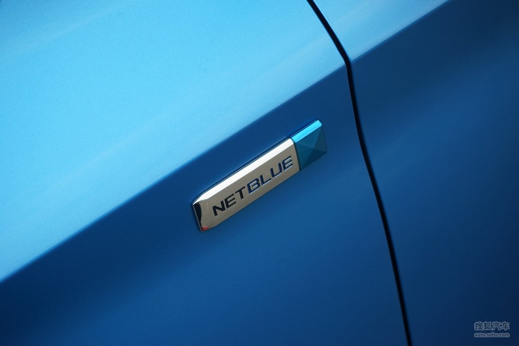 【 mgzs高清图片】_圣莫里兹蓝_外观_搜狐汽车网