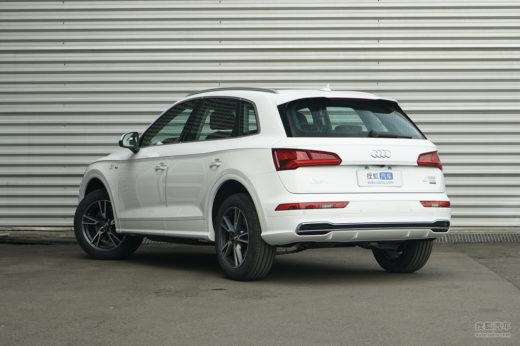 【 奥迪q5l高清图片】_2020款 40 tfsi 荣享时尚型_朱鹭白_外观_搜狐