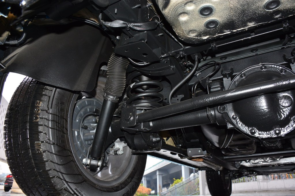 【 奔驰g级高清图片】_底盘发动机_搜狐汽车网