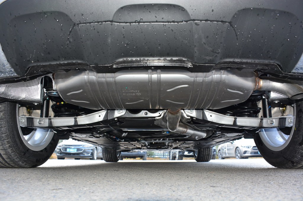 【 奔驰glb级高清图片】_2020款 glb 200 时尚型_底盘发动机_搜狐汽车