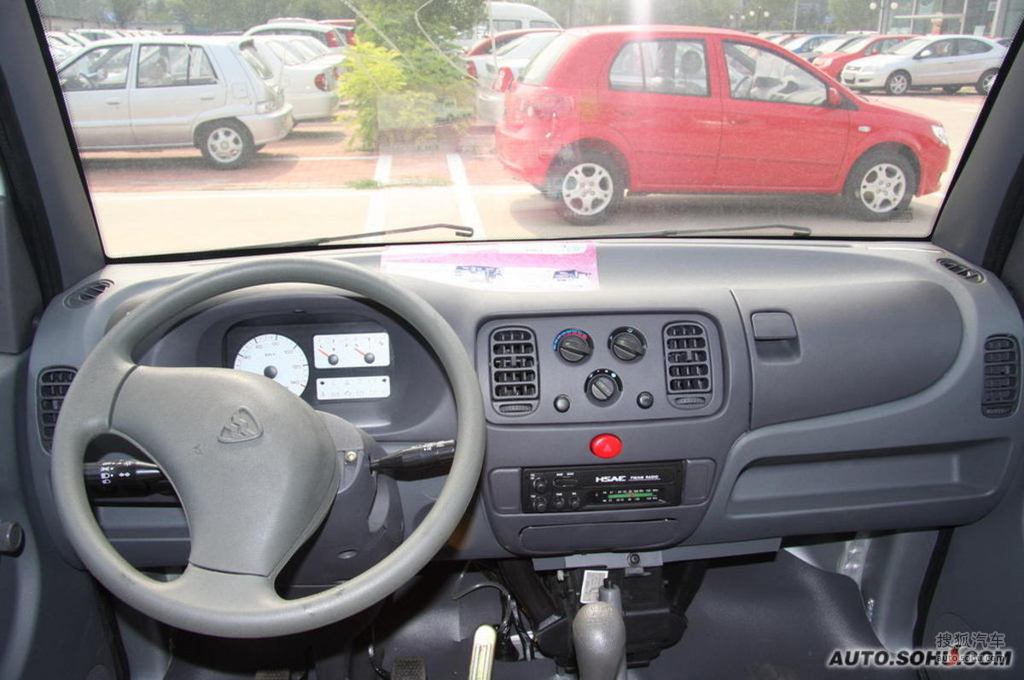 【 哈飞中意v5高清图片】_2008款 标准型(国三)_双色内饰_内饰_搜狐