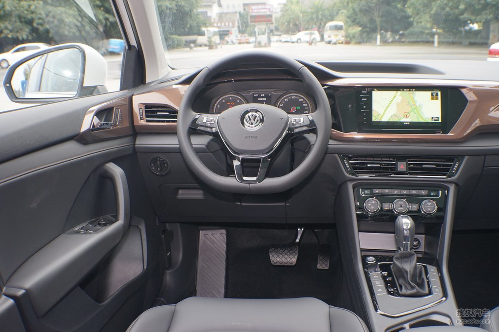 【 大众途岳高清图片】_酷雅黑_内饰_搜狐汽车网