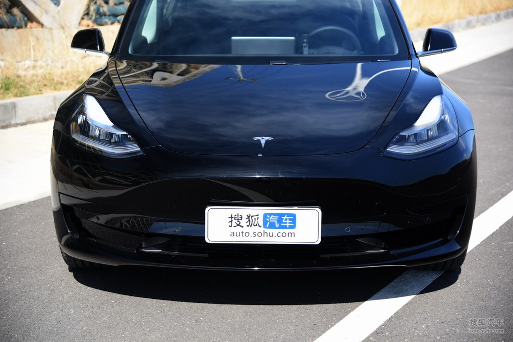 2019款特斯拉model3标准续航后驱升级版