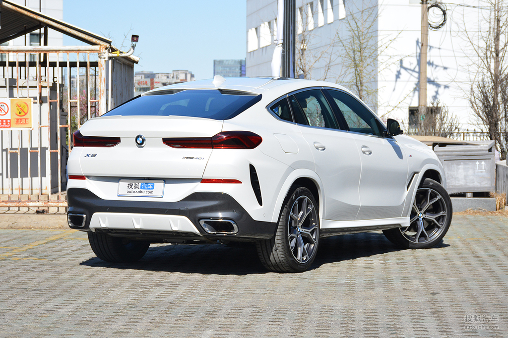 2020款宝马x6xdrive40i尊享型m运动套装
